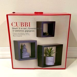 Cubbi cube shelf set